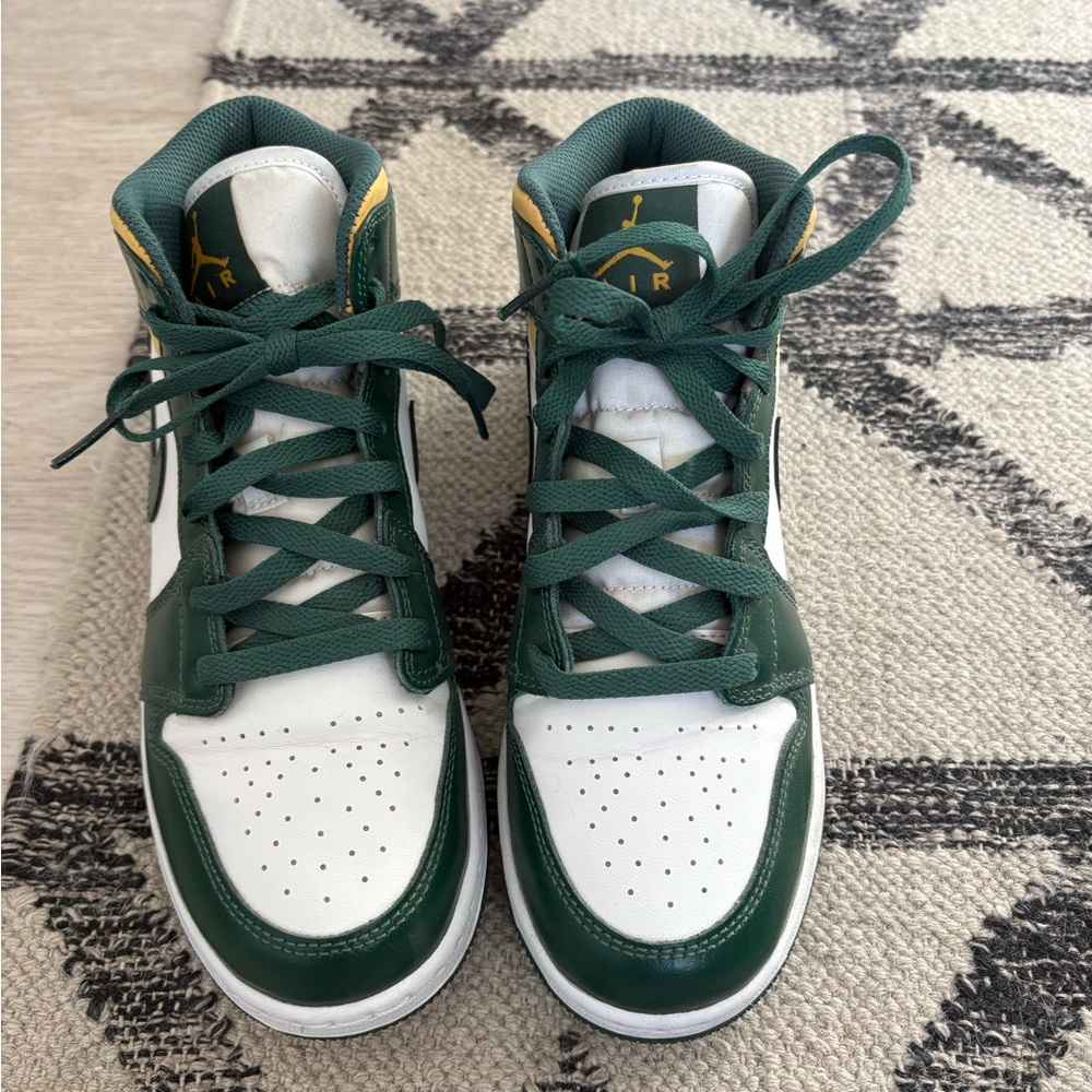 Air Jordan’s 1, youth 6/ women’s 7.5, dark green and yellow. “SuperSonics”.